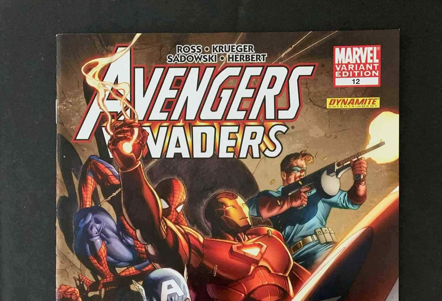Avengers Invaders #12 Marvel/Dynamite Comics 2009 Vf+ Eaglesham Variant Cover