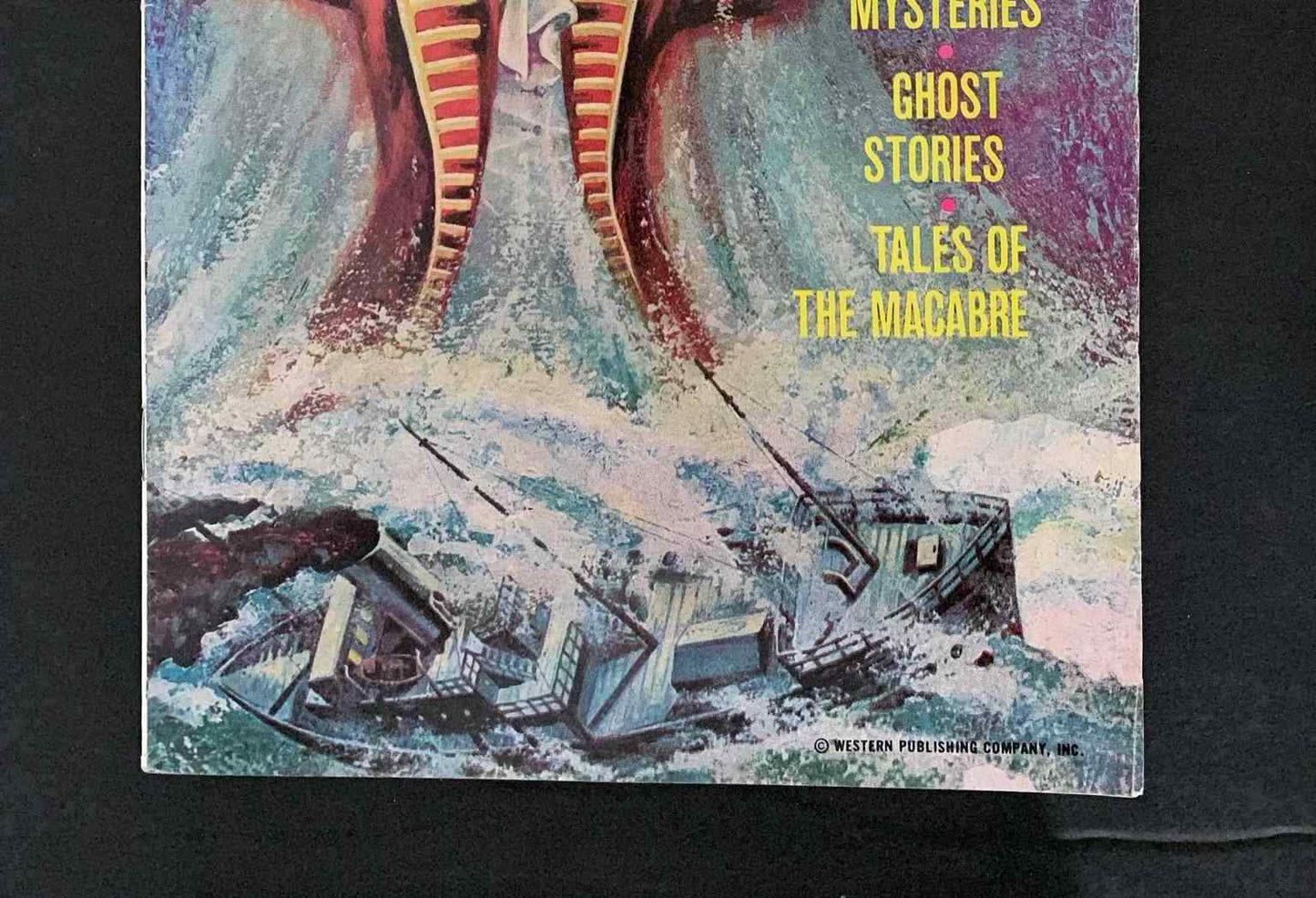 Spine Tingling Tales #4 Whitman Comics 1975 Fn+ Some Water Damage At Back Cov