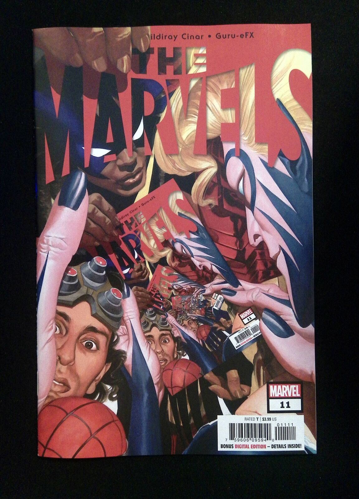 The Marvels #11 MARVEL Comics 2022 VF