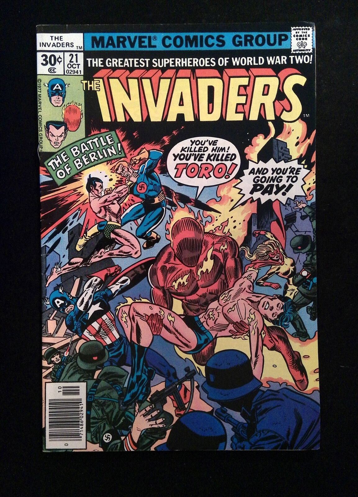 Invaders #21 MARVEL Comics 1977 VF- NEWSSTAND