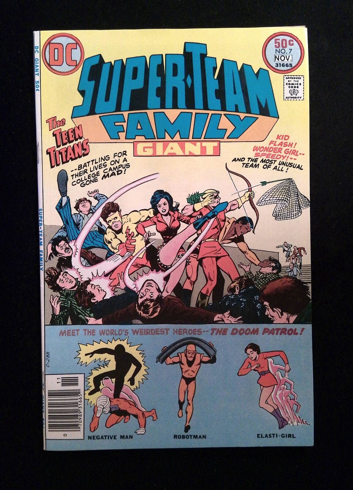 Super-Team Family #7 DC Comics 1976 VF- NEWSSTAND
