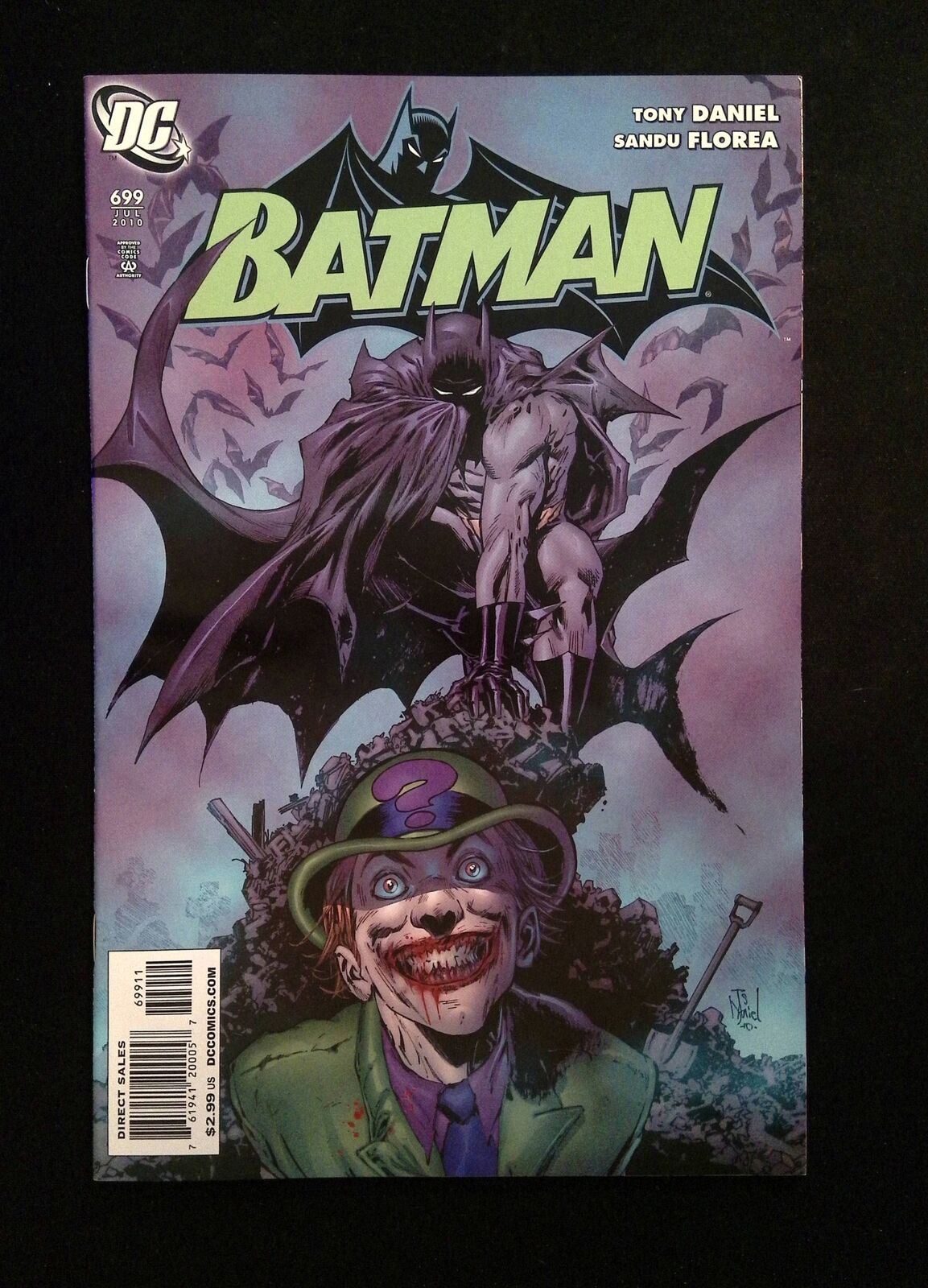 Batman #699 DC Comics 2010 NM-