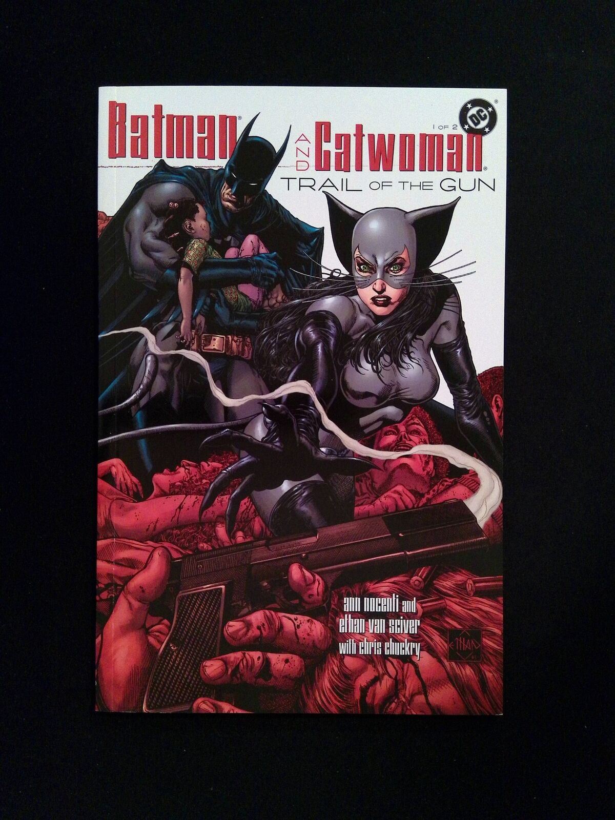Batman And Catwoman Trail Of The Gun #1 DC Comics 2004 NM+