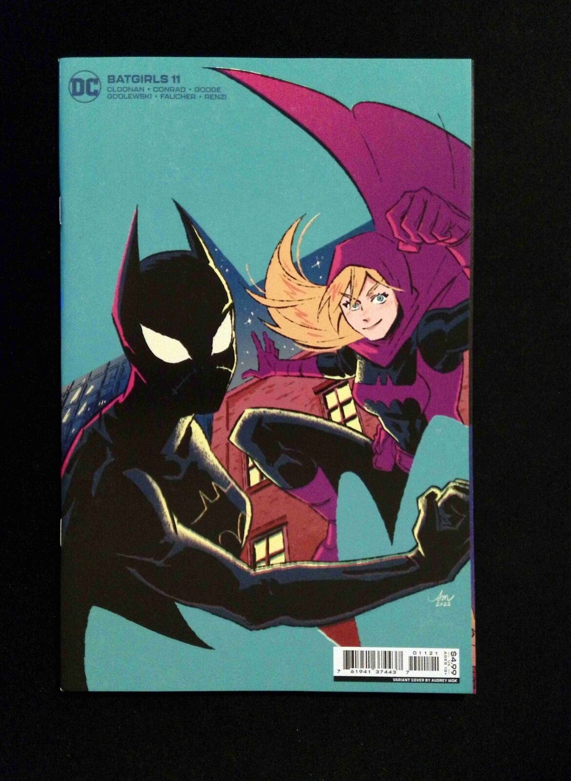 Batgirls #11B DC Comics 2022 NM Mok Variant