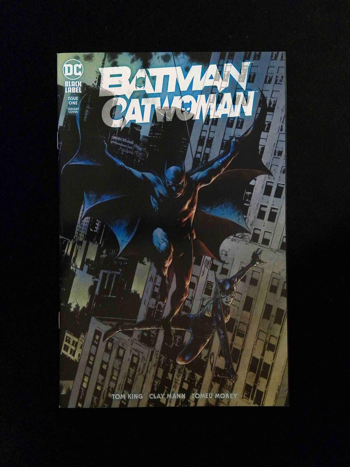 Batman Catwoman #1C DC Comics 2021 NM+ Charest Variant