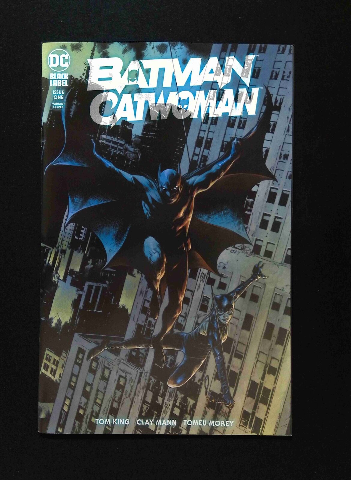 Batman Catwoman #1C DC Comics 2021 NM+ Charest Variant
