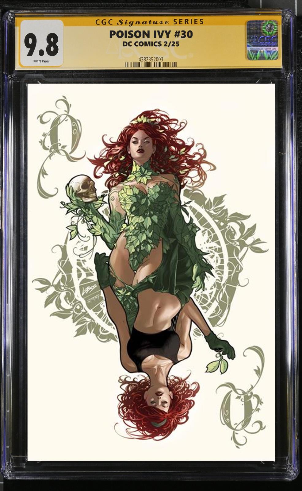 POISON IVY #30 CGC SS/RAW PABLO VILLALOBOS VARIANT SIGNED PRESALE MEGACON 2025