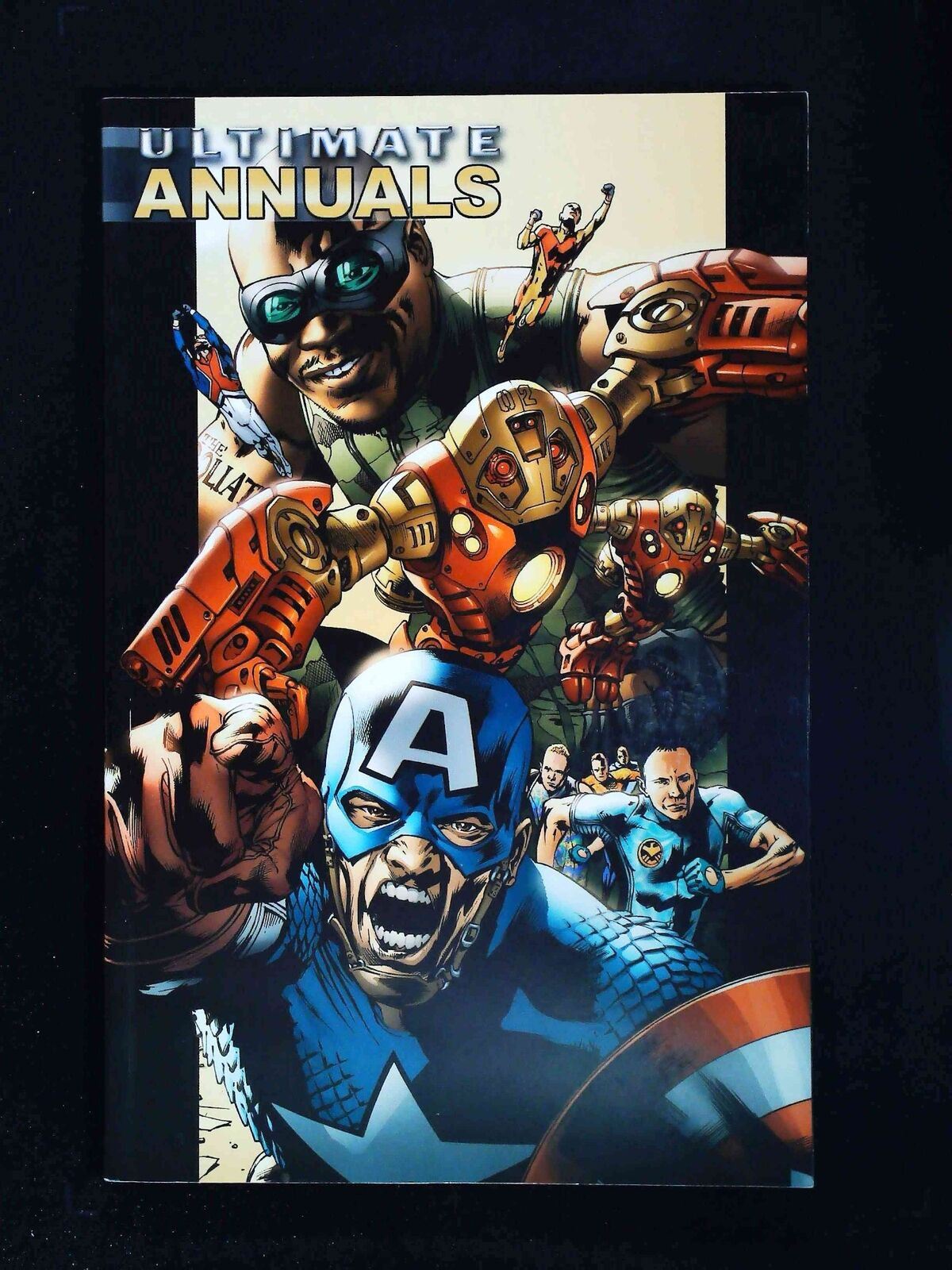 Ultimates Annuals Tpb #1  Marvel Comics 2006 Nm