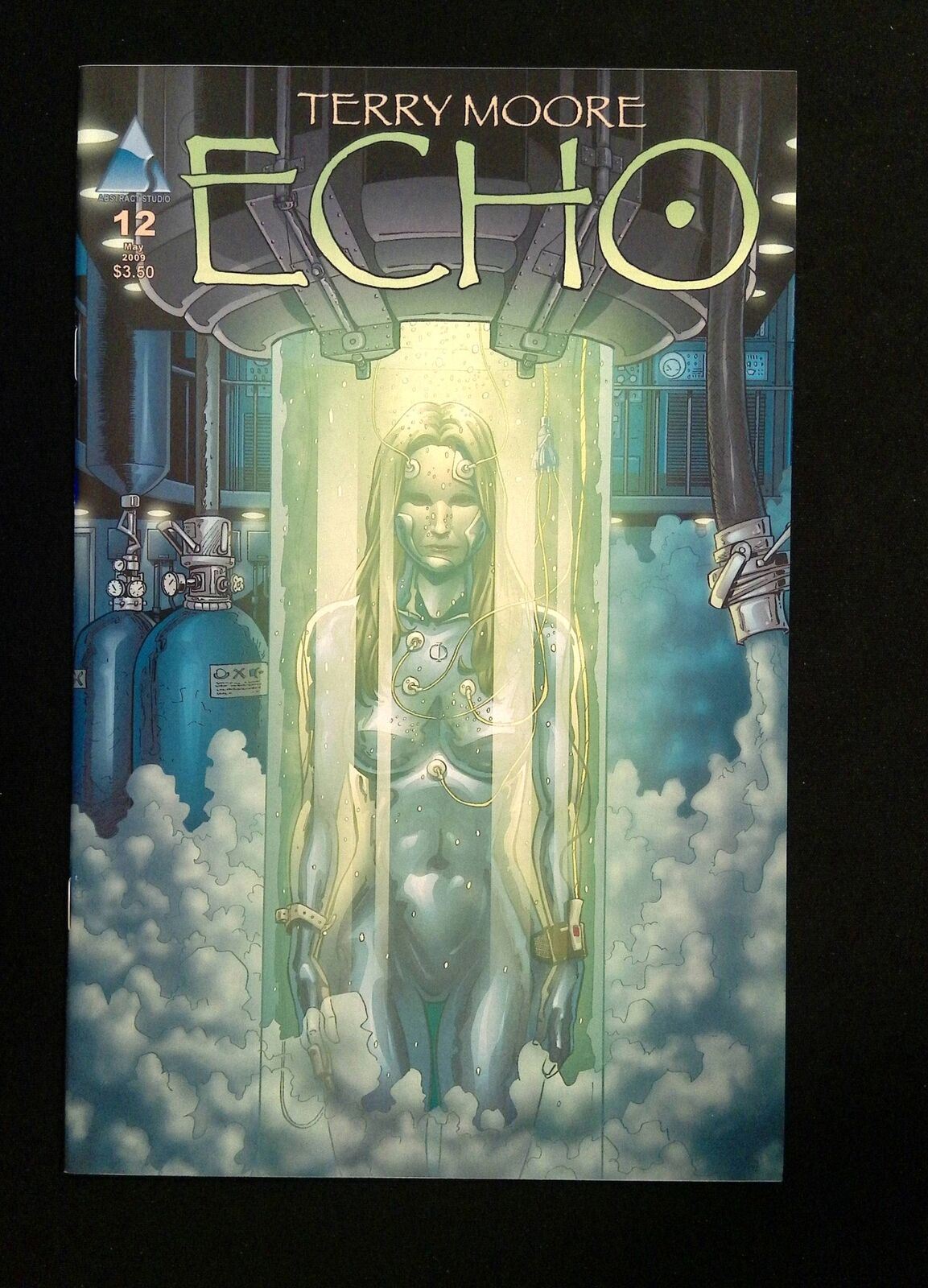 Echo #12  Abstract Comics 2009 Nm