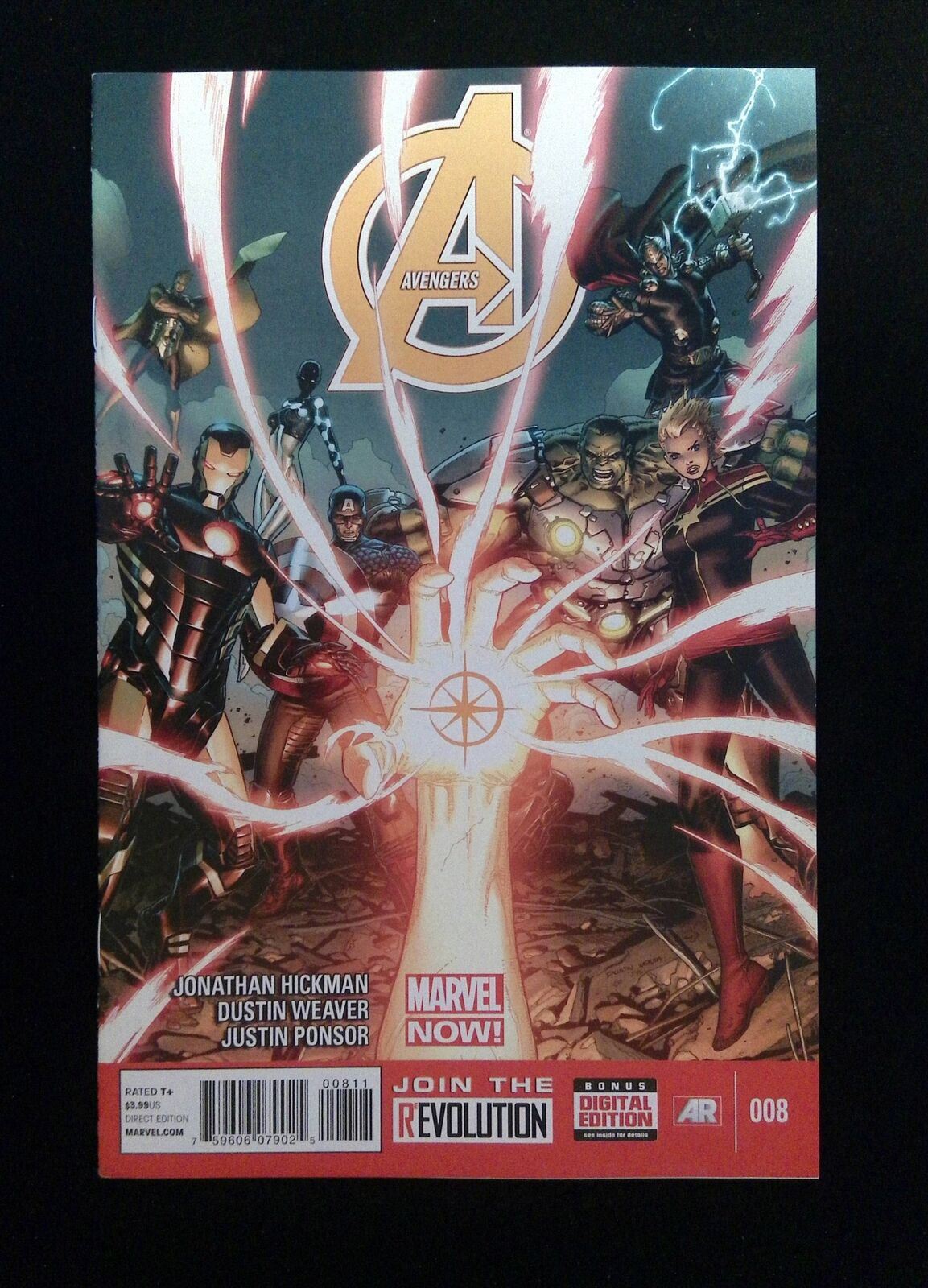 Avengers #8 (5TH SERIES) MARVEL Comics 2013 NM-