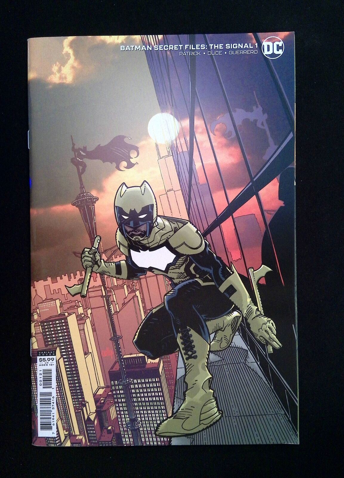 Batman Secret Files The Signal #1B  DC Comics 2021 NM  Hamner Variant