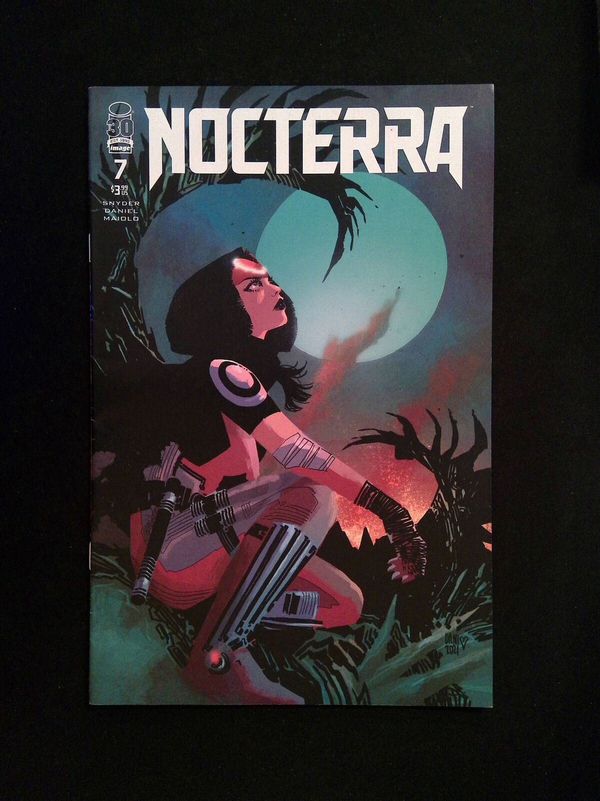 Nocterra #7C  IMAGE Comics 2022 VF+  DANI SIMPSON VARIANT