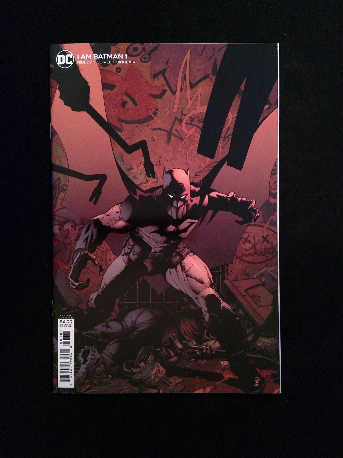 I Am Batman #1B  MARVEL Comics 2021 NM+  Capullo Variant