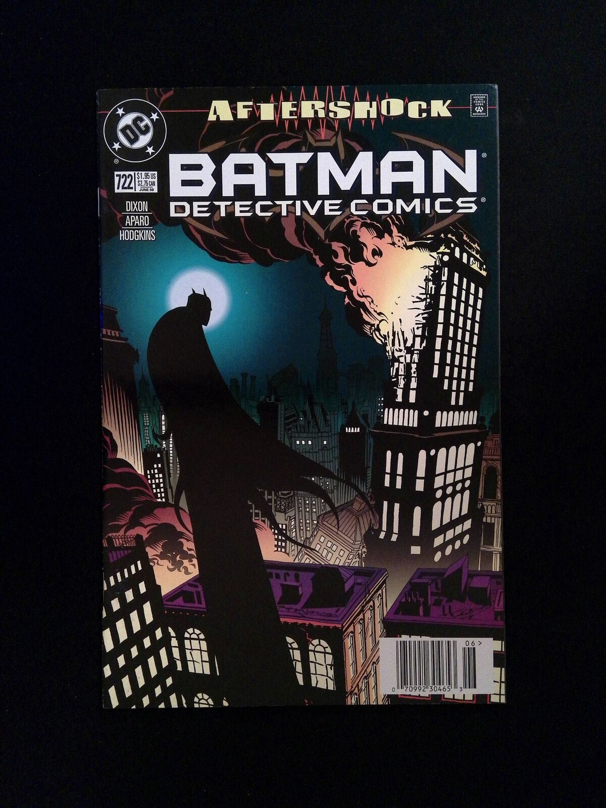 Detective Comics #722  DC Comics 1998 NM-