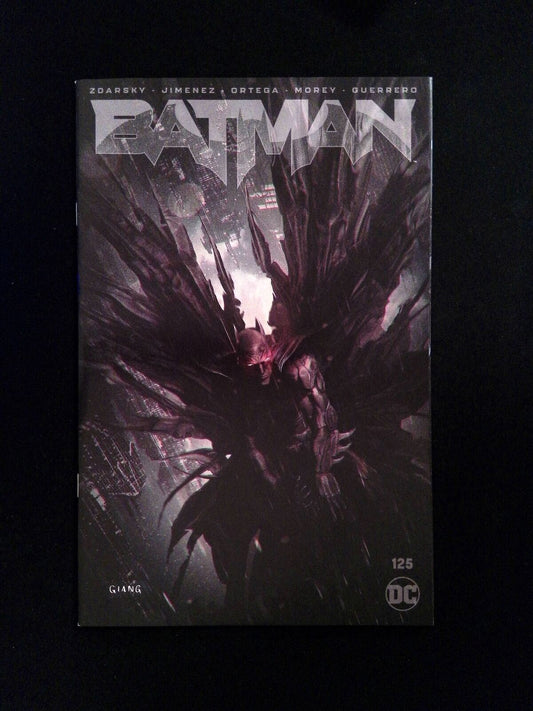 Batman #125  DC Comics 2022 NM+  Giang Unknown Variant