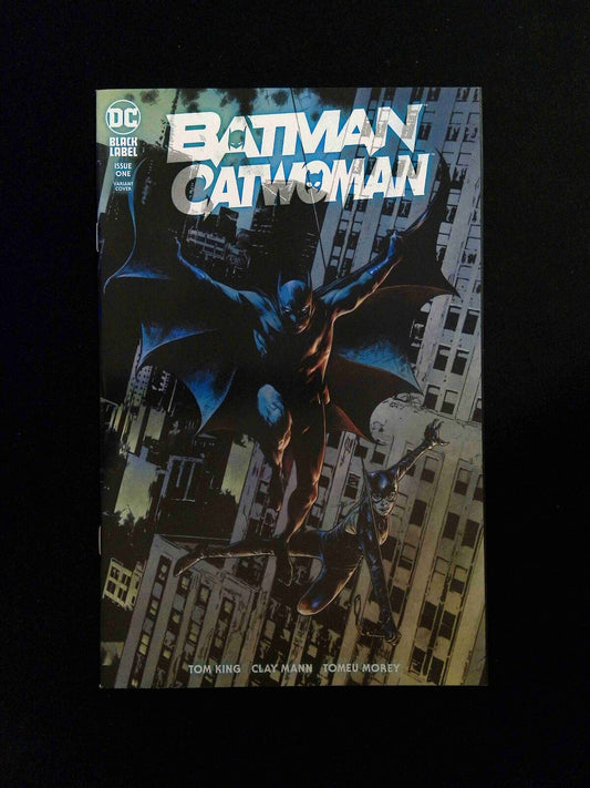 Batman  Catwoman #1C  DC Comics 2021 NM+  Charest Variant