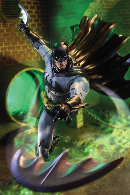 DETECTIVE COMICS #1078D BATMAN ACTION FIGURE VARIANT PRESALE 11.28.23 NM