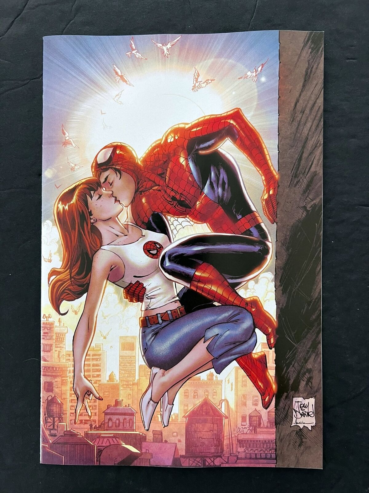 Amazing Spider-Man #16 Marvel Tony Daniels Exclusive Virgin Variant